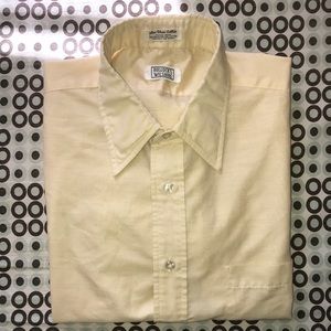 Bullock’s Wilshire Yellow shortsleeved Button-up